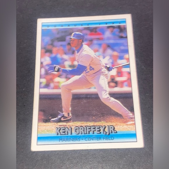 Ken Griffey Jr. Cards (2) 1991 - Picture 2 of 6